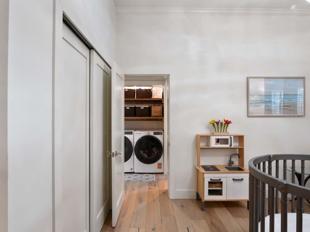 Image 24 of 39 For 10457 Cromwell Grove Terrace