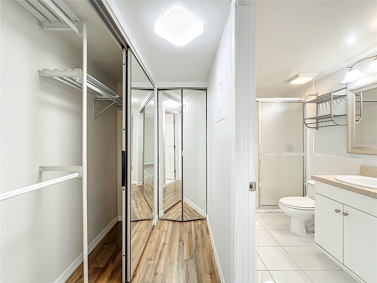 Image 16 of 25 For 40 Sheoah Boulevard 27