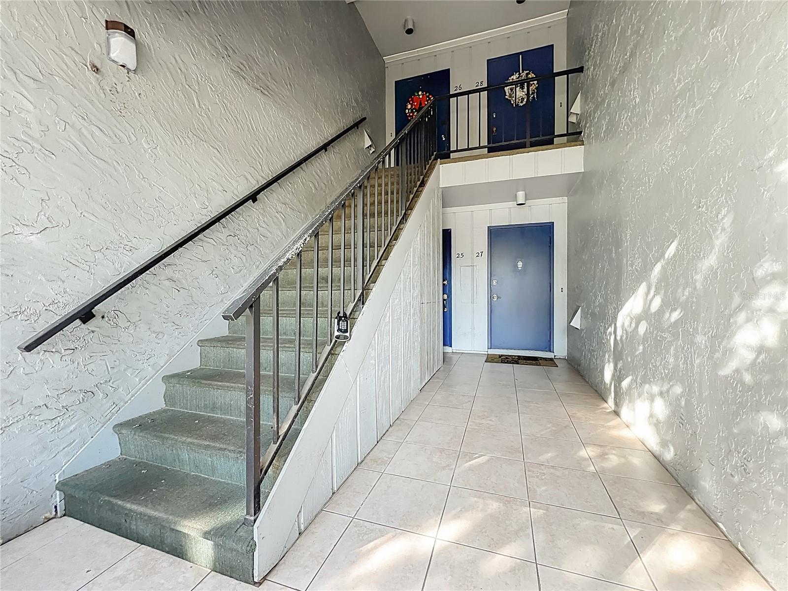 Image 2 of 25 For 40 Sheoah Boulevard 27