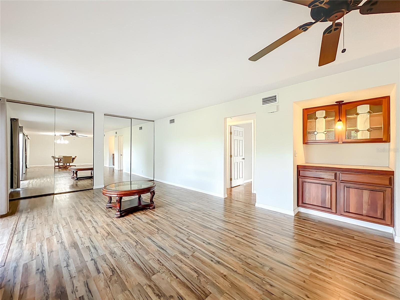 Image 5 of 25 For 40 Sheoah Boulevard 27