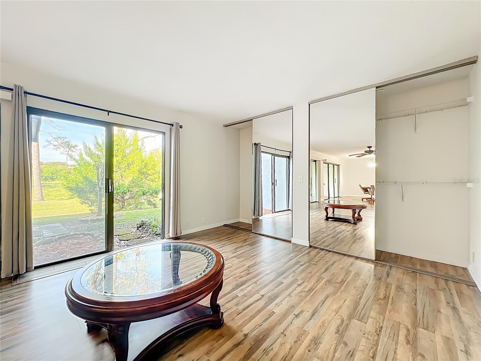 Image 6 of 25 For 40 Sheoah Boulevard 27