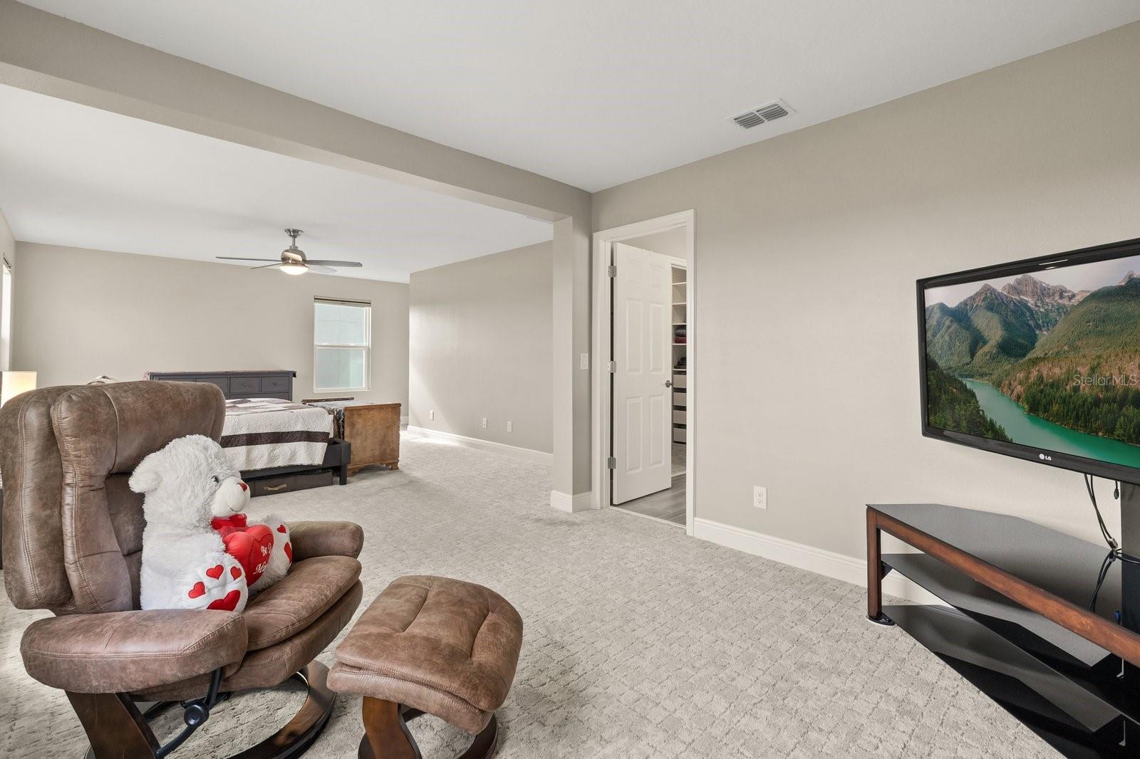 Image 21 of 47 For 7670 Modica Street