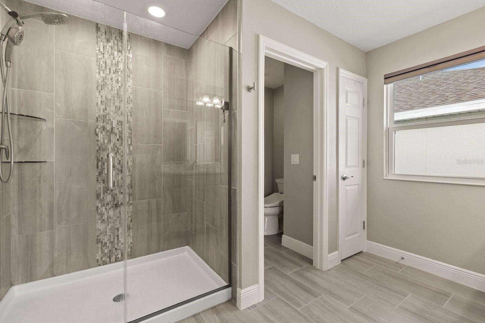 Image 22 of 47 For 7670 Modica Street