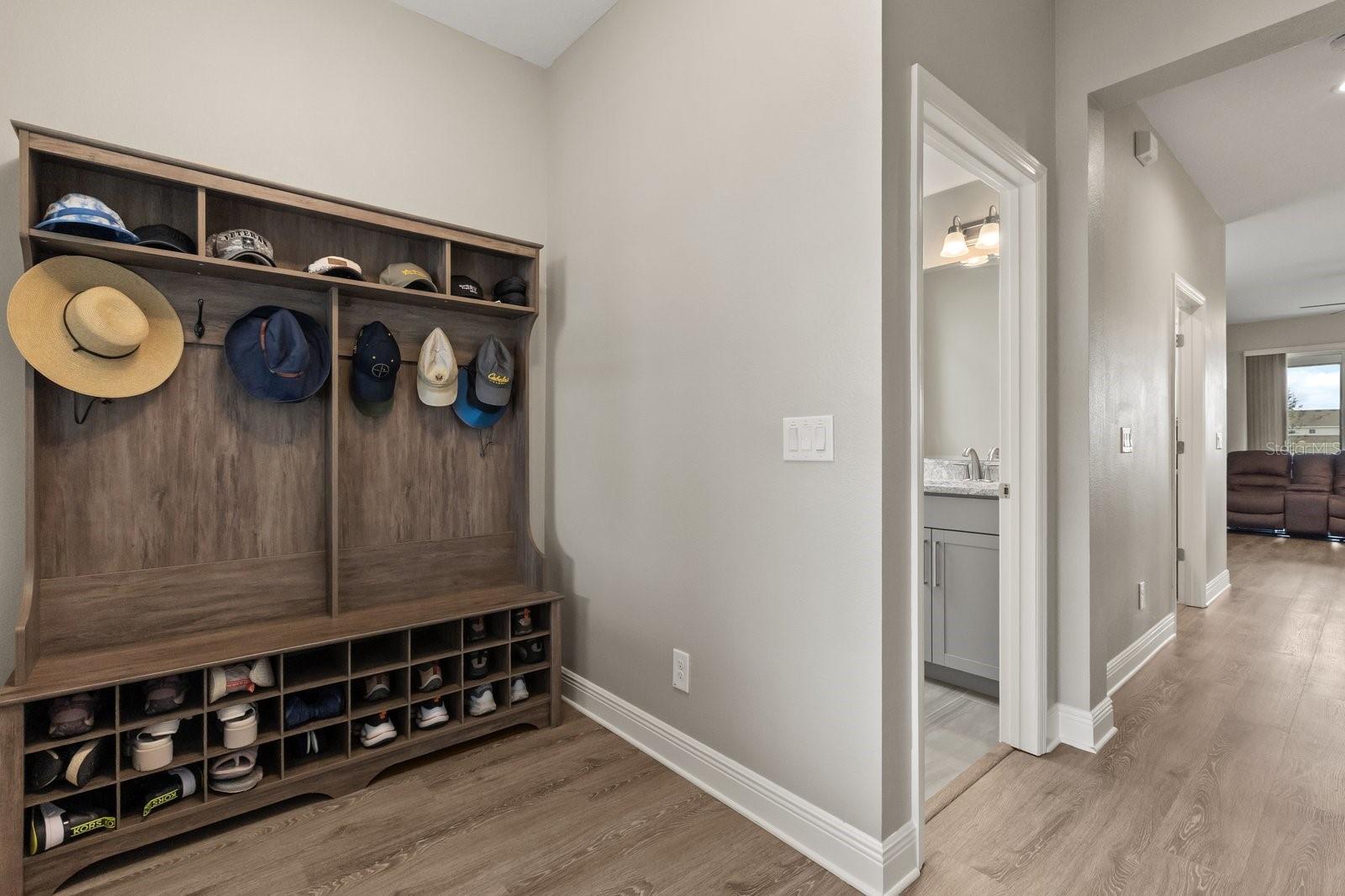 Image 7 of 47 For 7670 Modica Street