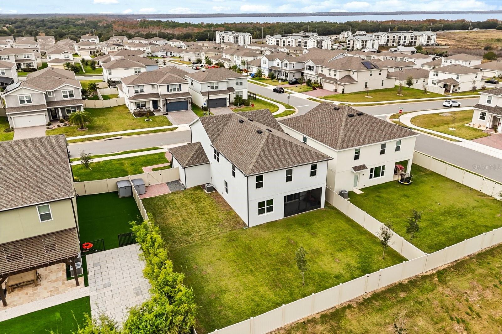 Image 8 of 47 For 7670 Modica Street