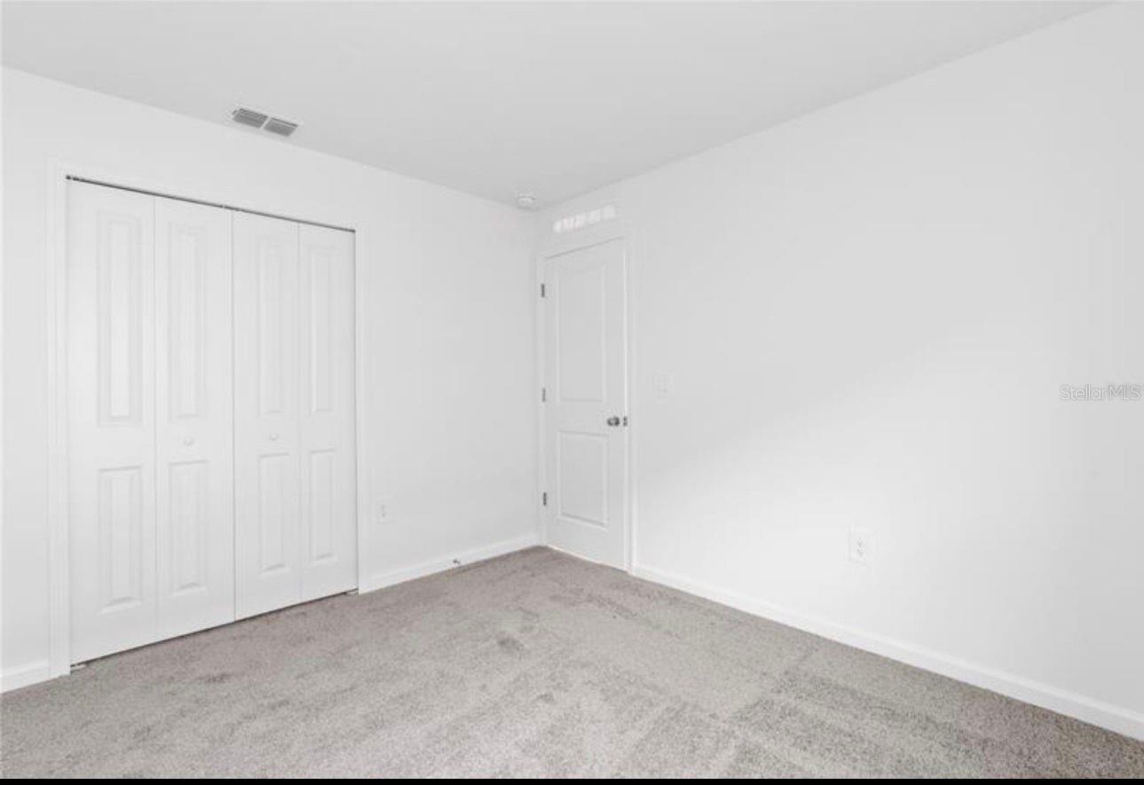 Image 10 of 19 For 352 Heroic Road