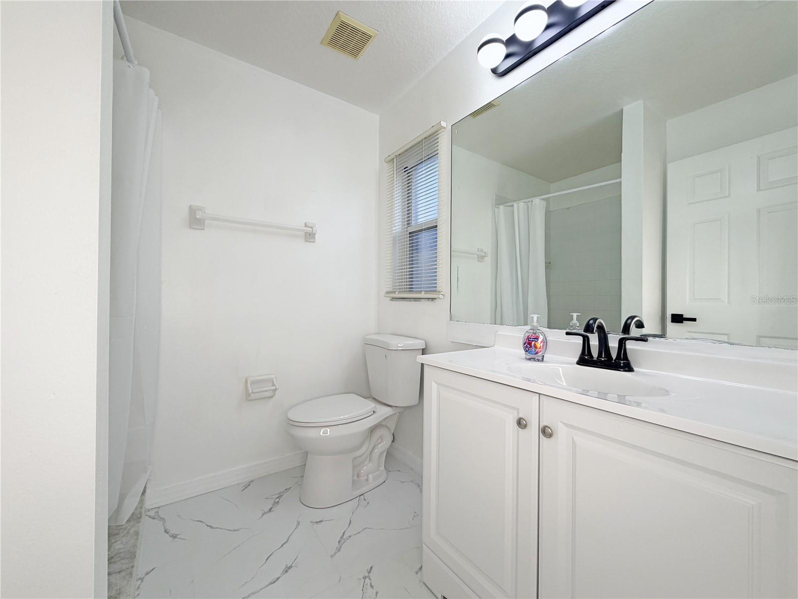 Image 19 of 48 For 1820 Hallcrest Drive