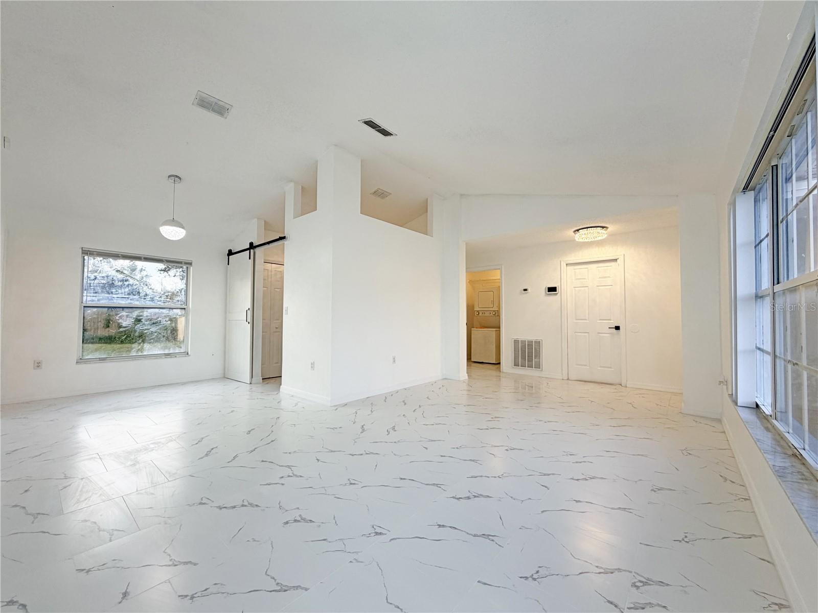 Image 6 of 48 For 1820 Hallcrest Drive