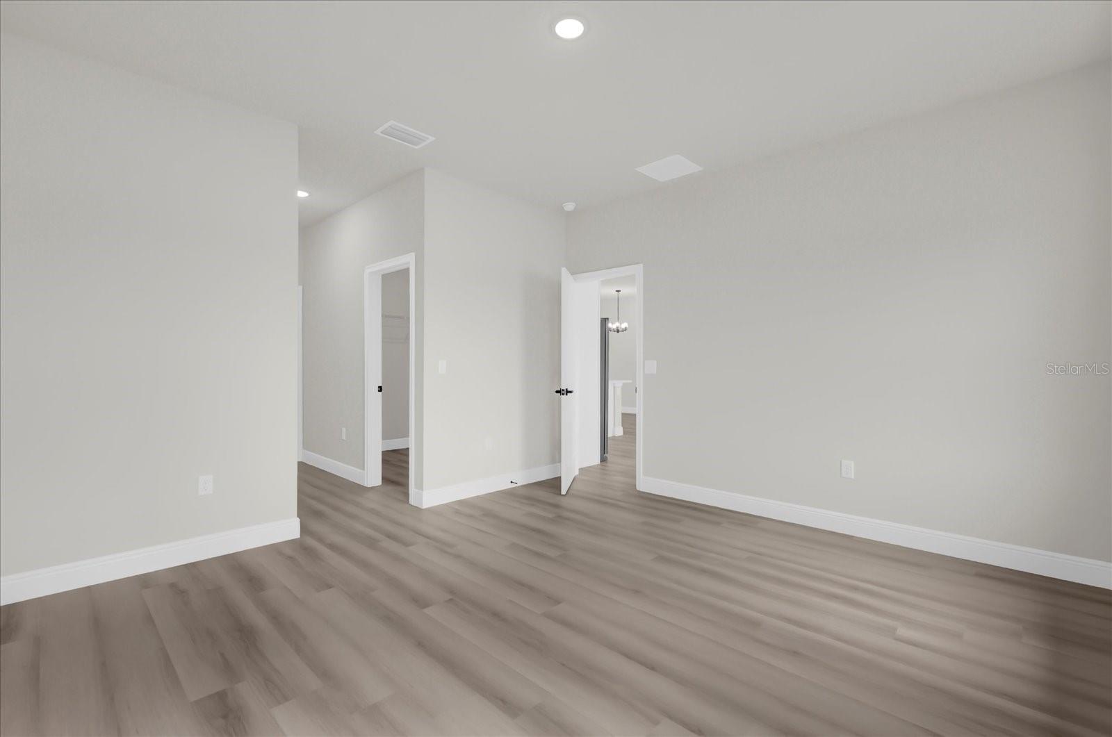 Image 16 of 67 For 15568 46th Circle