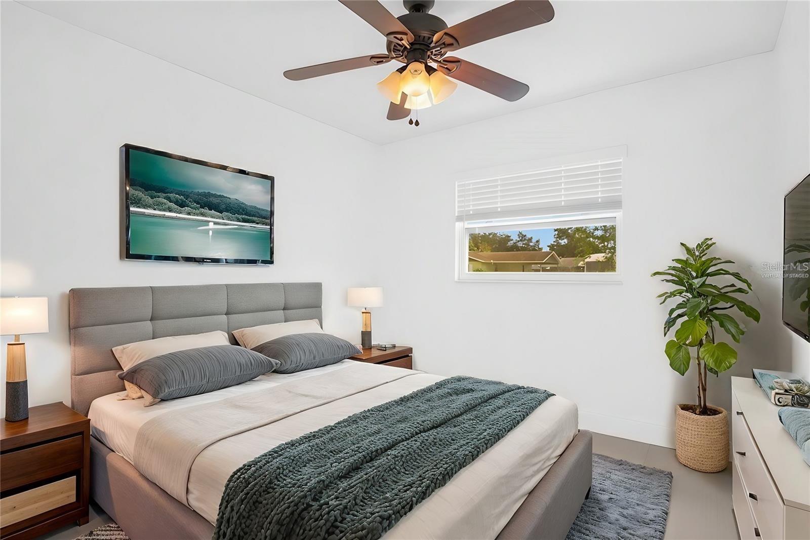 Image 19 of 37 For 7744 Liverpool Boulevard