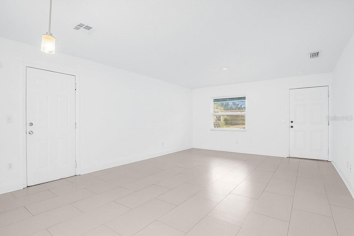 Image 4 of 37 For 7744 Liverpool Boulevard