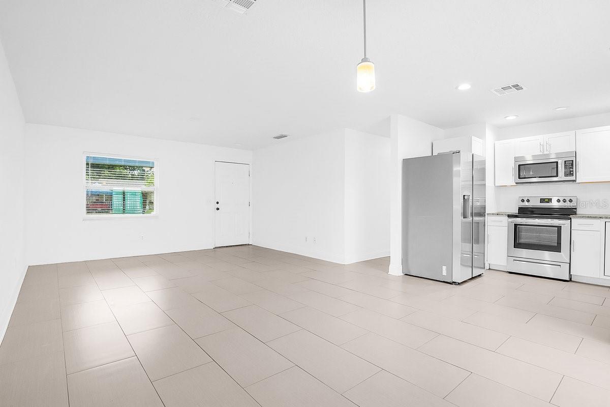 Image 8 of 37 For 7744 Liverpool Boulevard