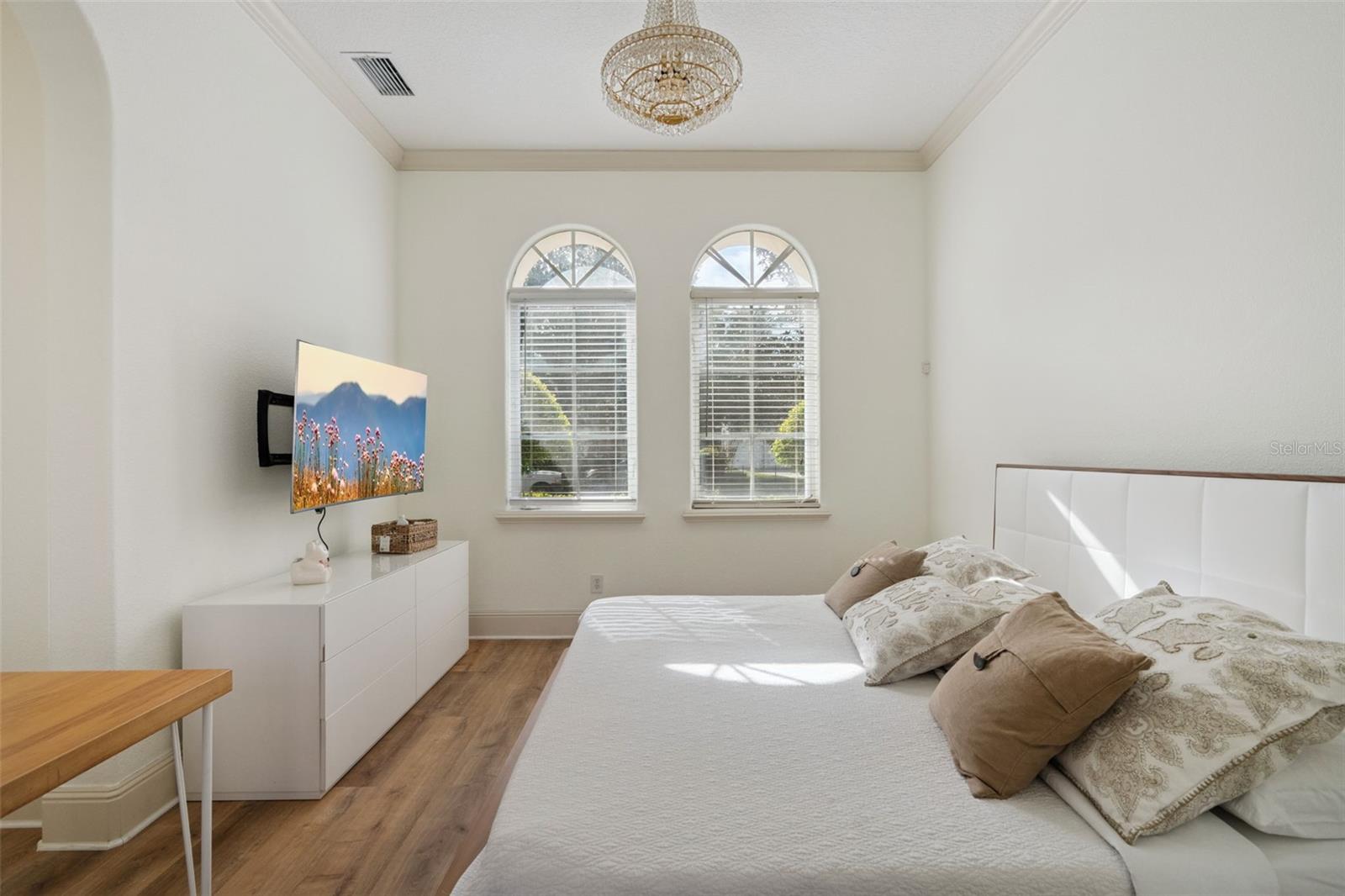 Image 30 of 87 For 103 Acadia Terrace