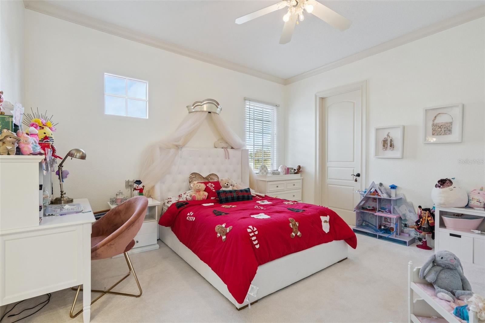 Image 43 of 87 For 103 Acadia Terrace