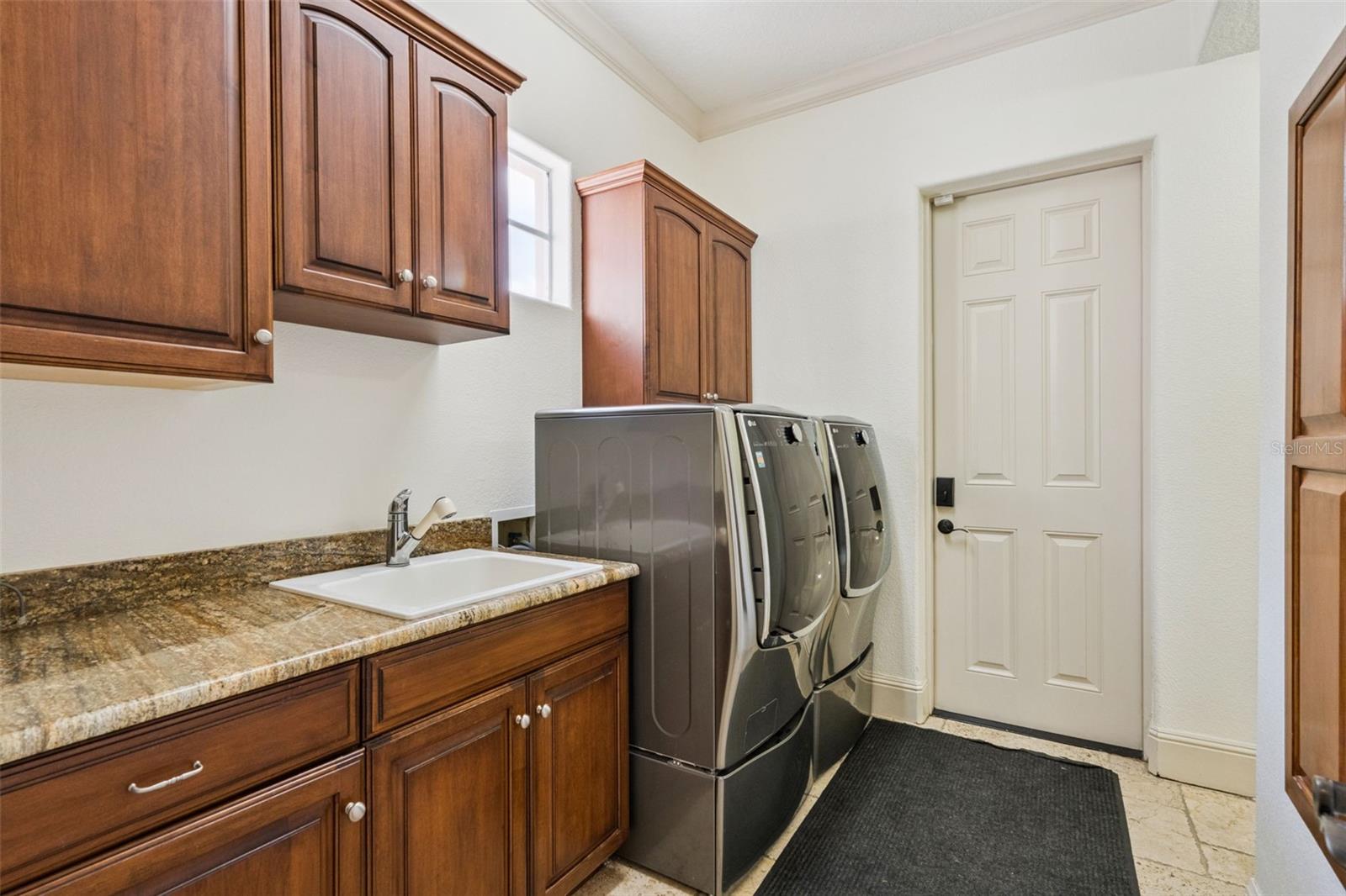 Image 48 of 87 For 103 Acadia Terrace