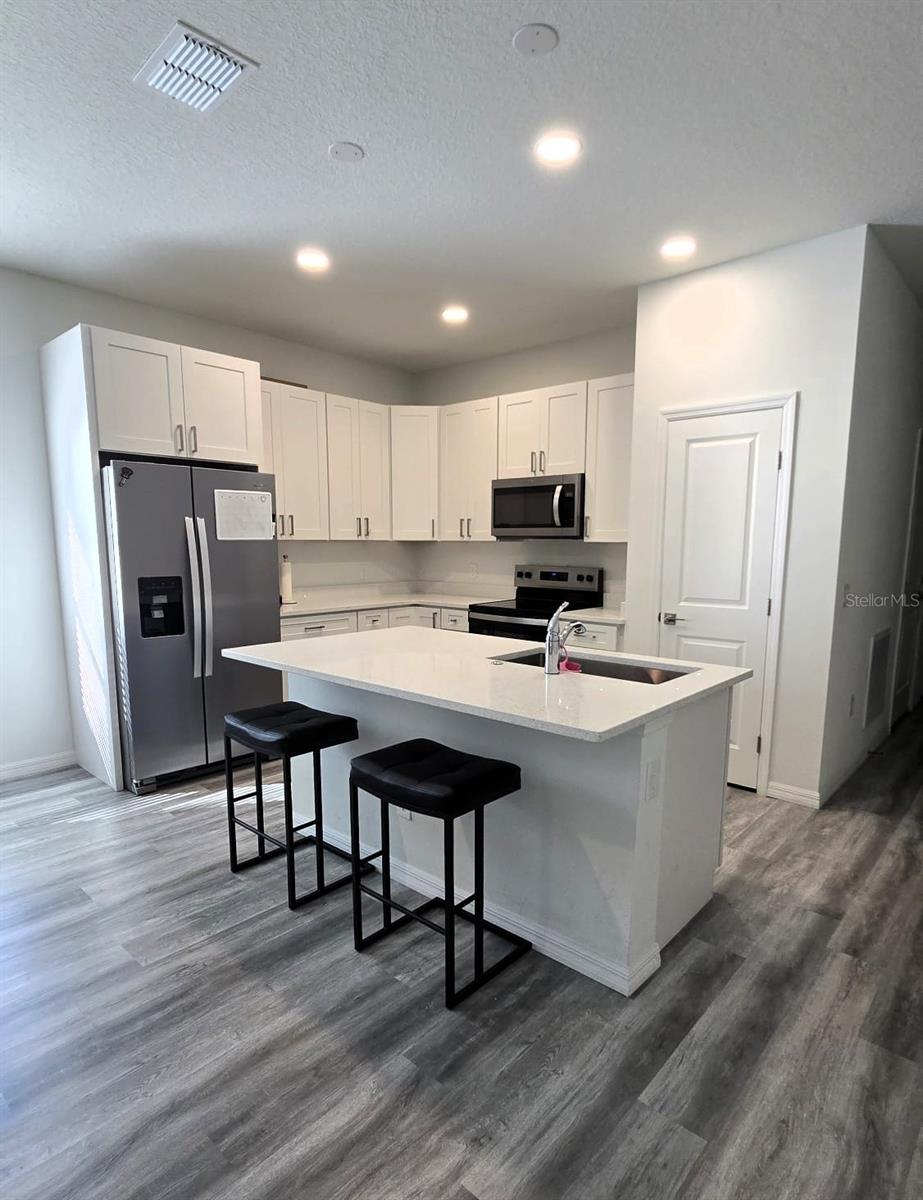 Image 3 of 17 For 1340 38th Street