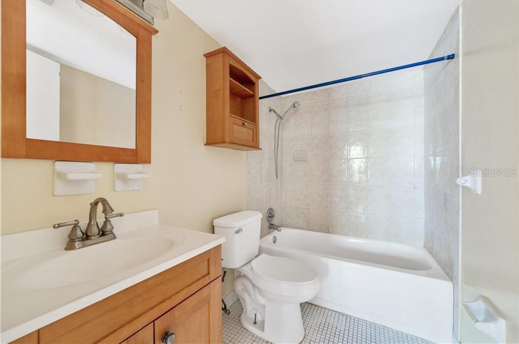 Image 10 of 12 For 3254 Semoran Boulevard 21