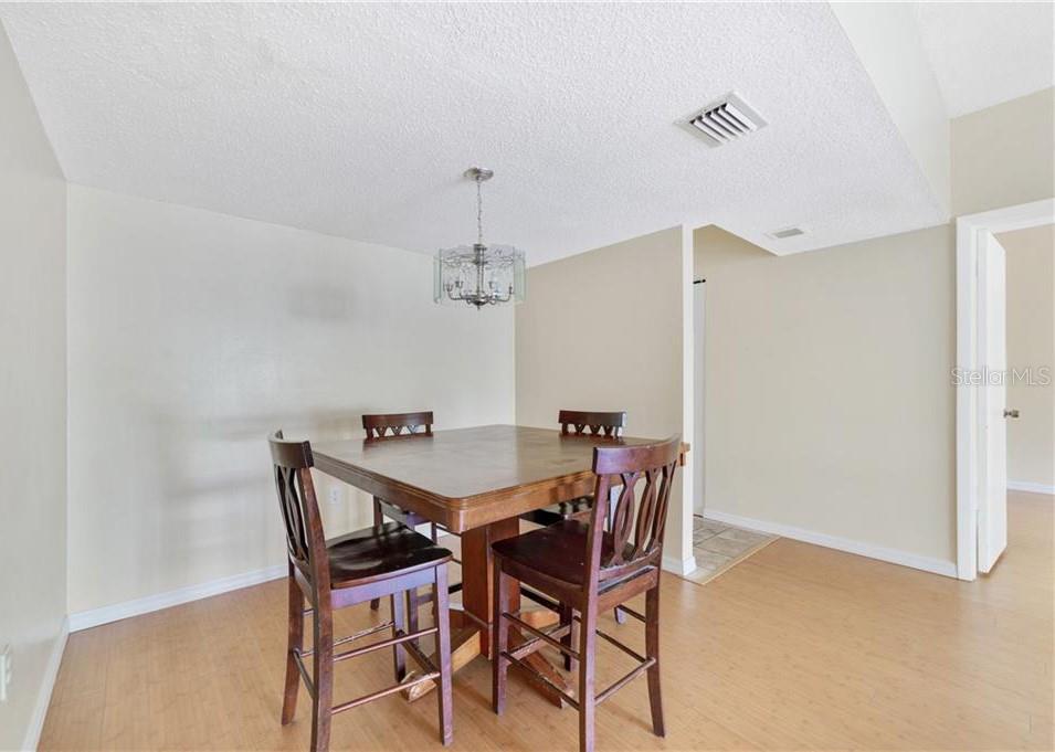 Image 4 of 12 For 3254 Semoran Boulevard 21