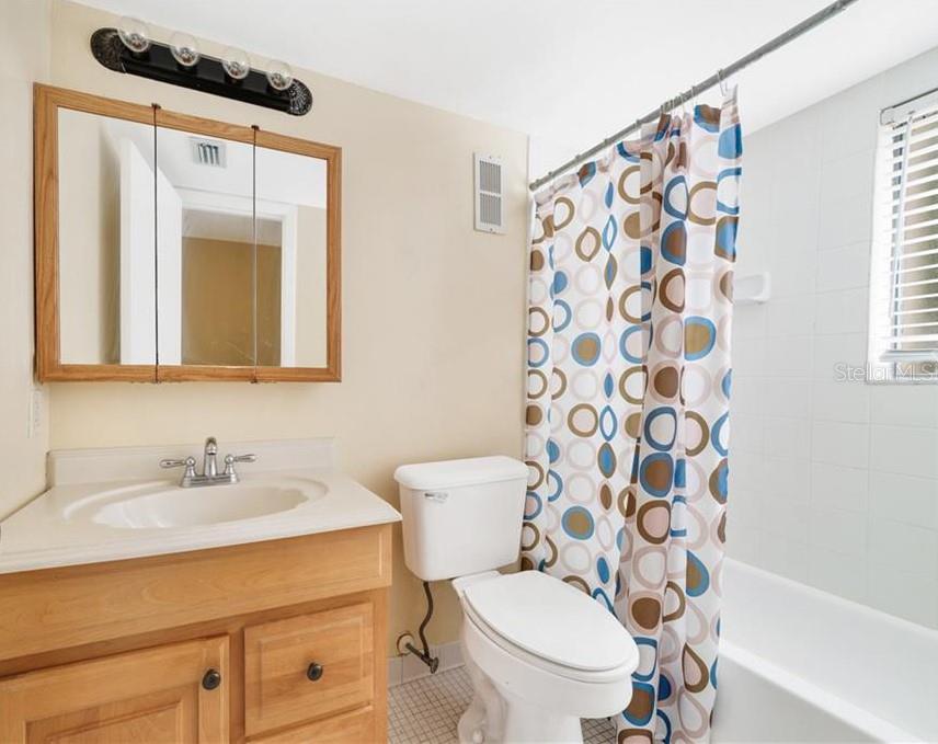 Image 8 of 12 For 3254 Semoran Boulevard 21