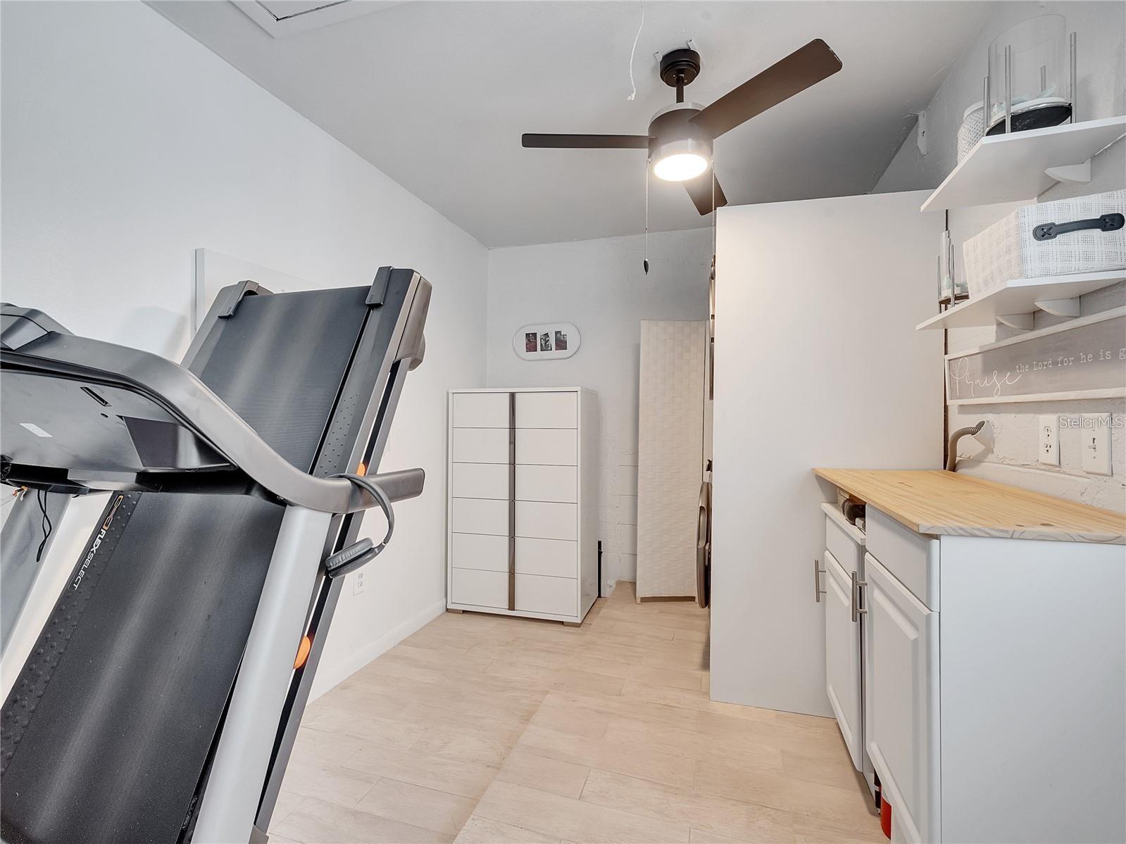 Image 23 of 59 For 4754 Lake Shore Drive