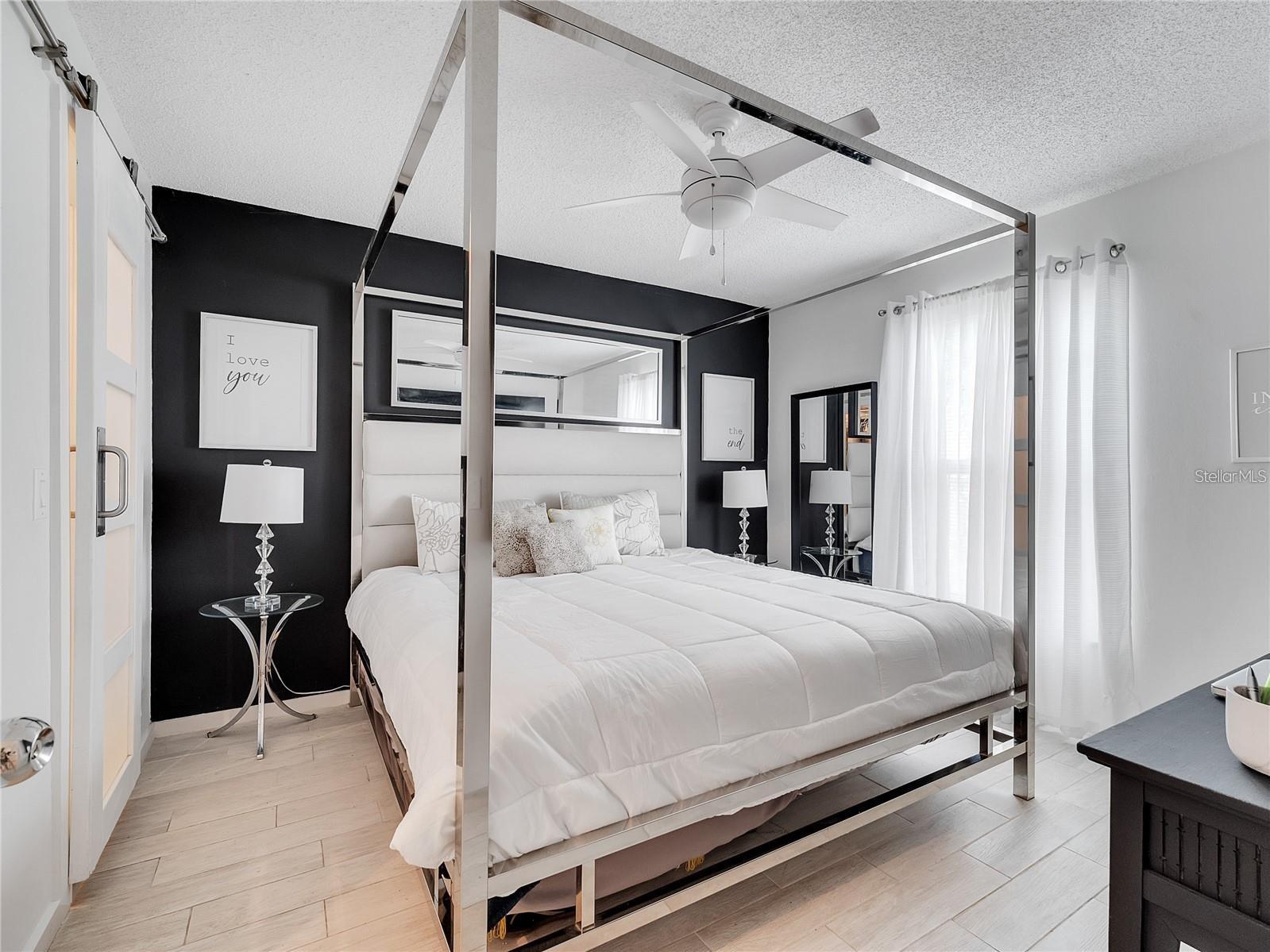 Image 25 of 59 For 4754 Lake Shore Drive