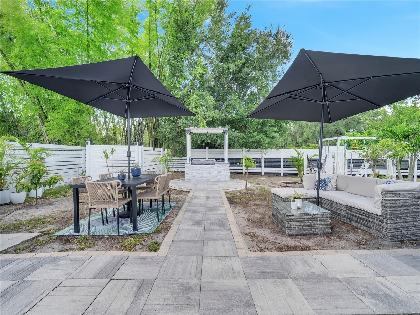 Image 44 of 59 For 4754 Lake Shore Drive