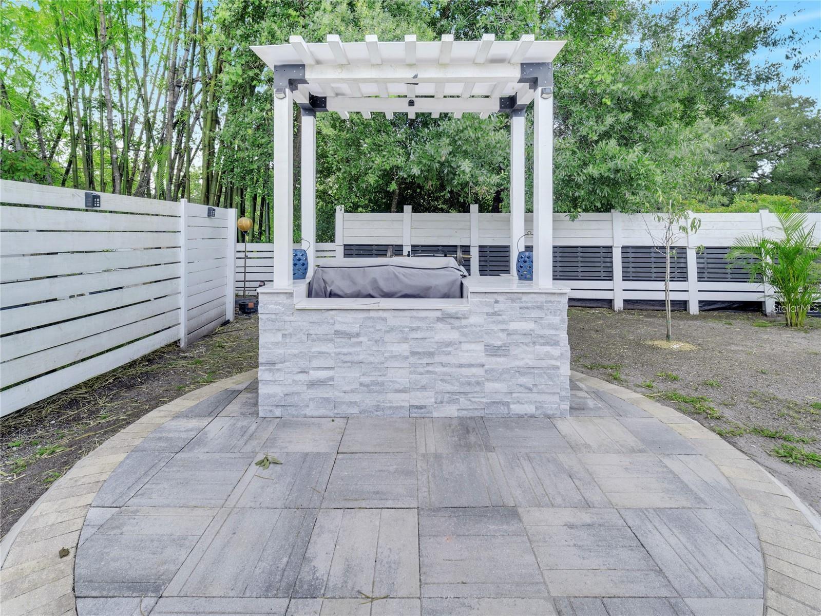 Image 45 of 59 For 4754 Lake Shore Drive