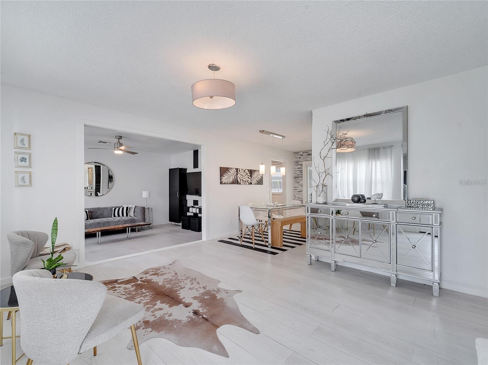 Image 9 of 59 For 4754 Lake Shore Drive