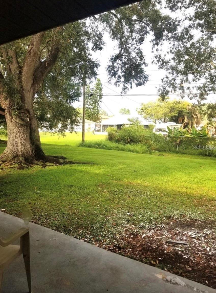 Image 22 of 25 For 19 Columbia Avenue