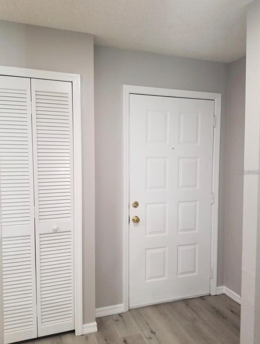 Image 3 of 25 For 19 Columbia Avenue