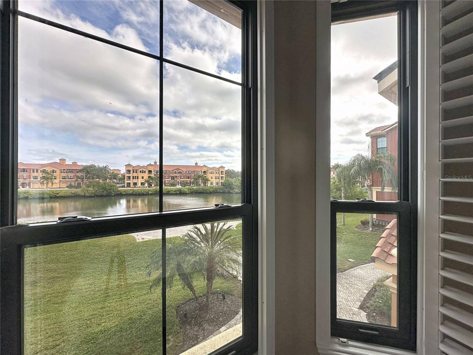 Image 24 of 44 For 2709 Via Cipriani  515a