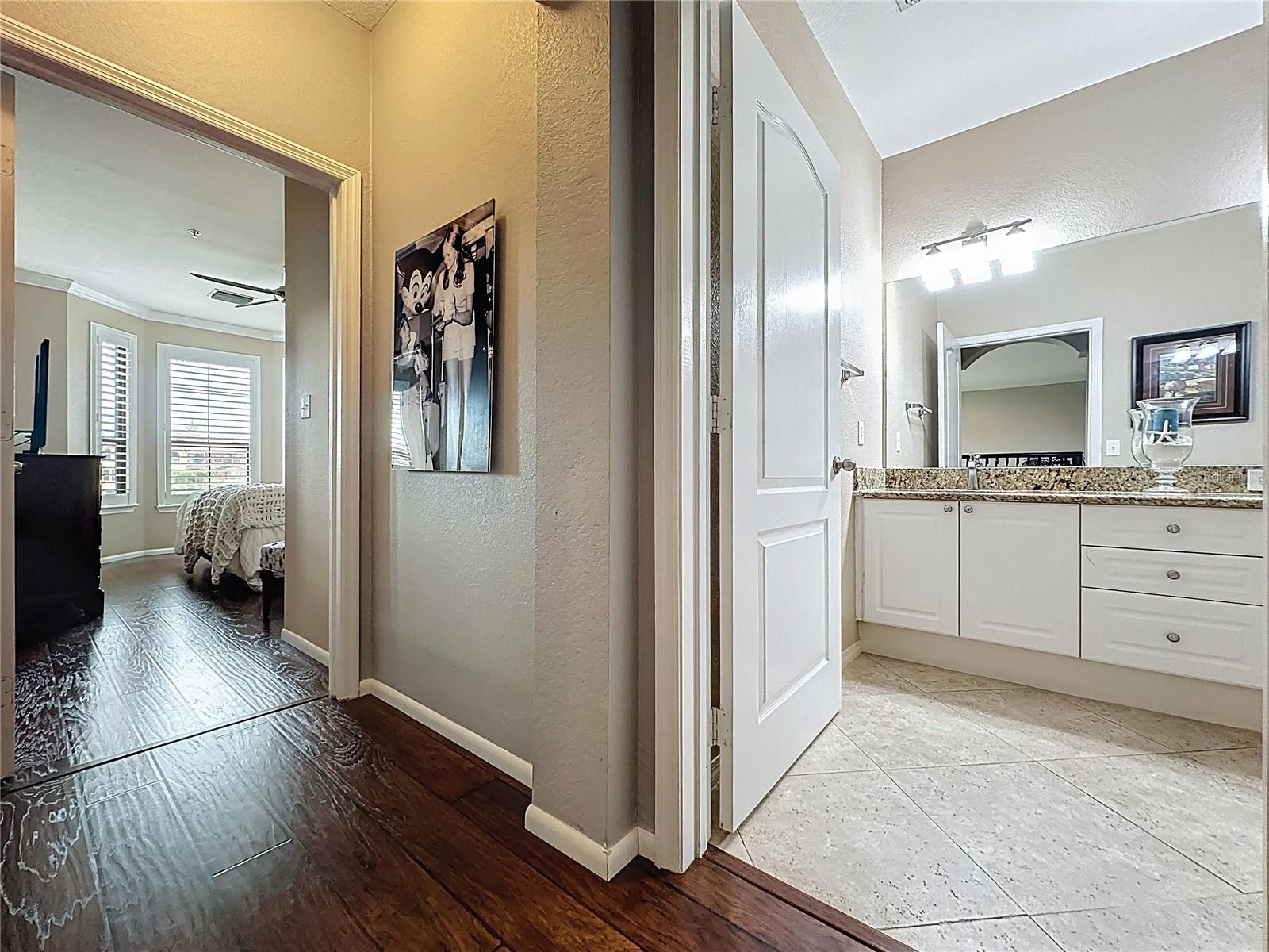 Image 26 of 44 For 2709 Via Cipriani  515a