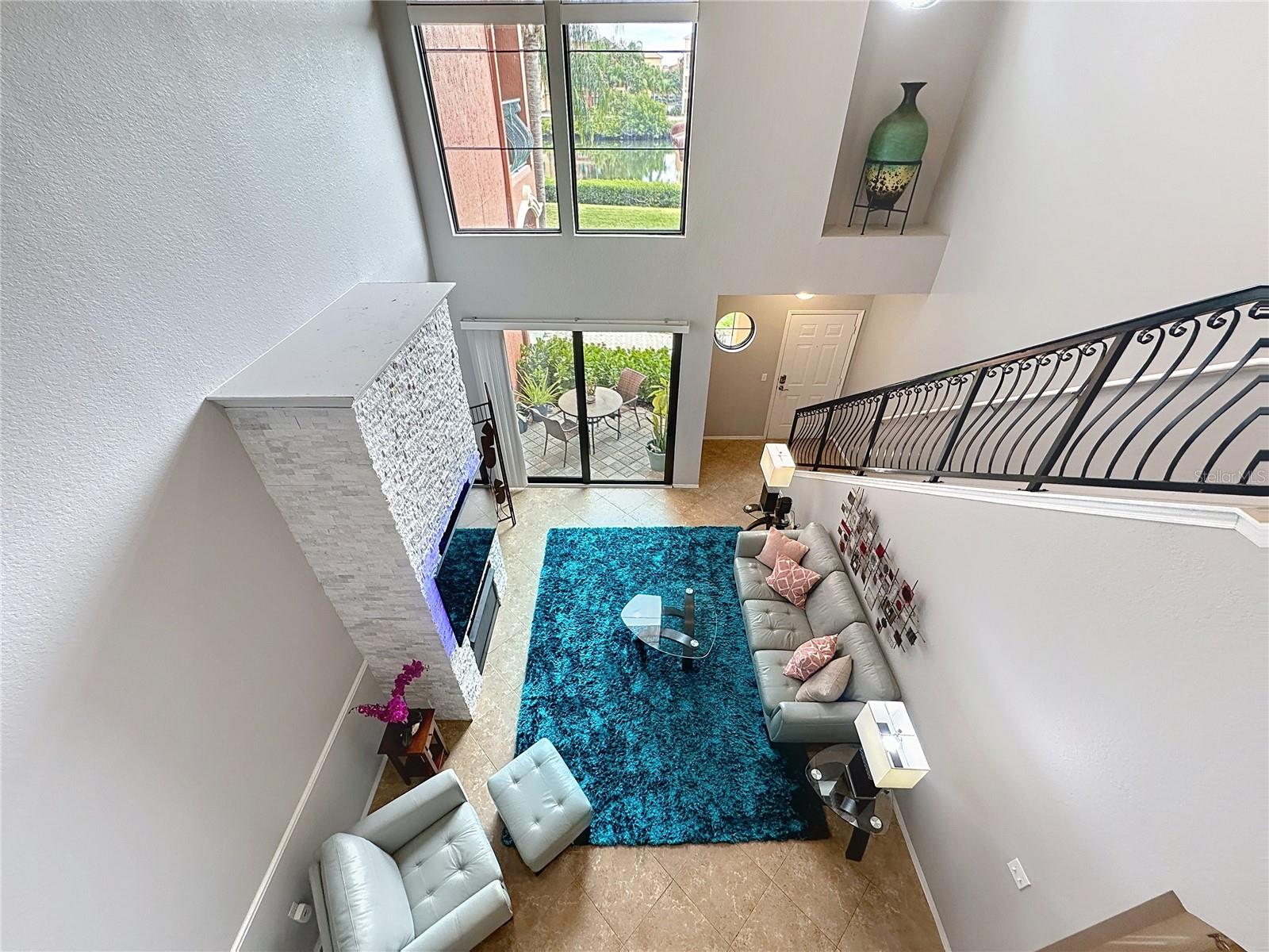 Image 29 of 44 For 2709 Via Cipriani  515a