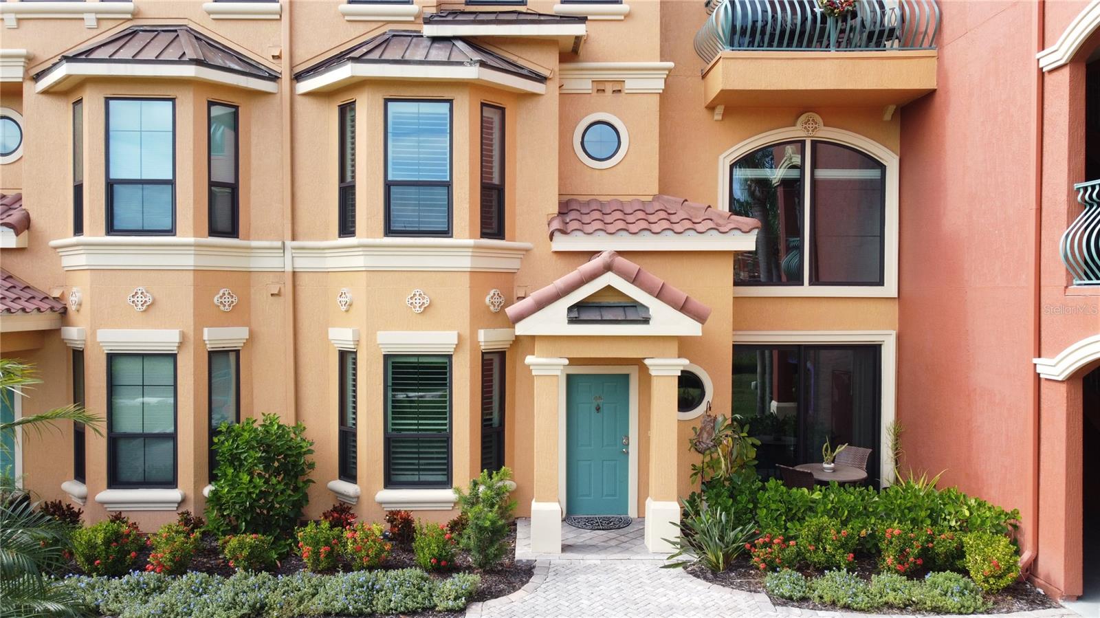 Image 4 of 44 For 2709 Via Cipriani  515a