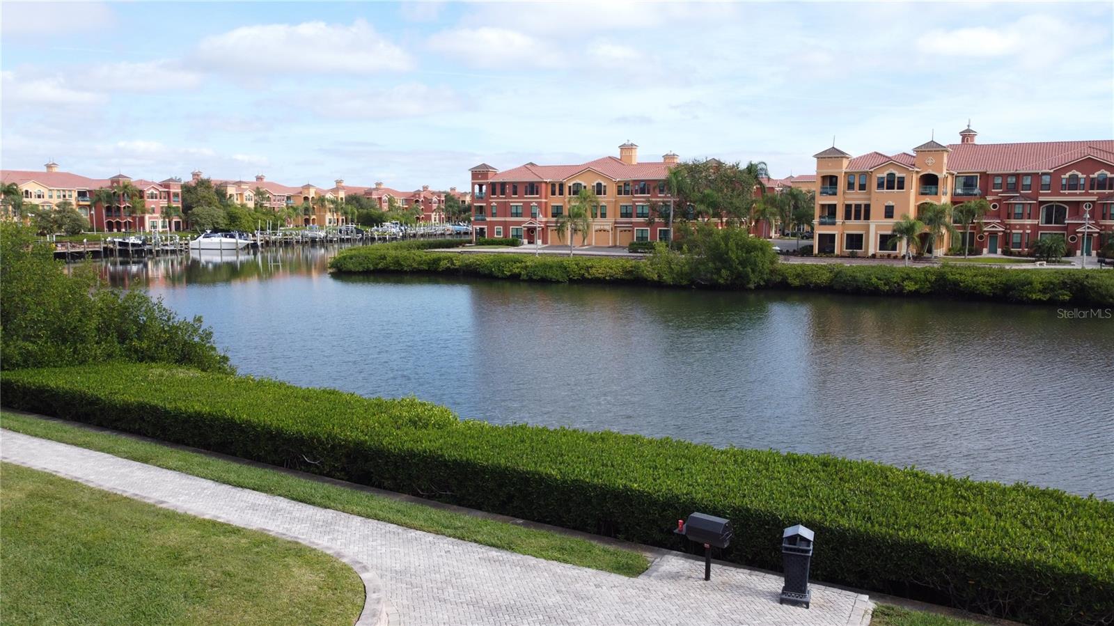 Image 42 of 44 For 2709 Via Cipriani  515a