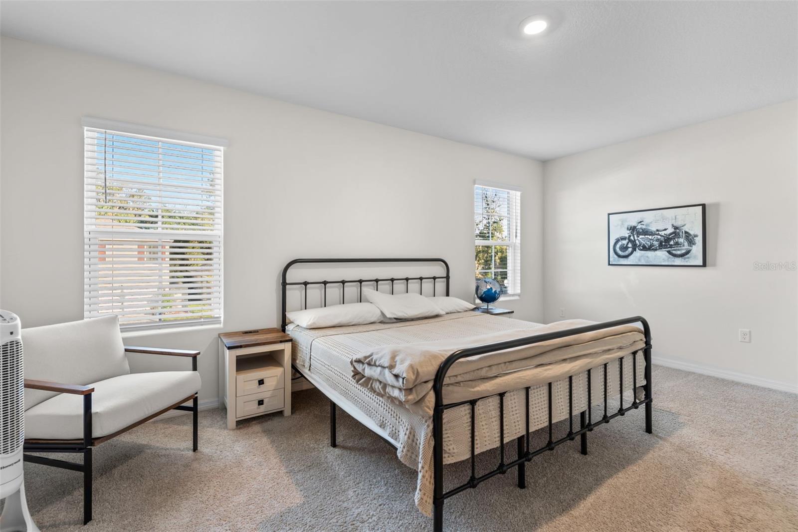 Image 19 of 30 For 328 Pelham Park Drive