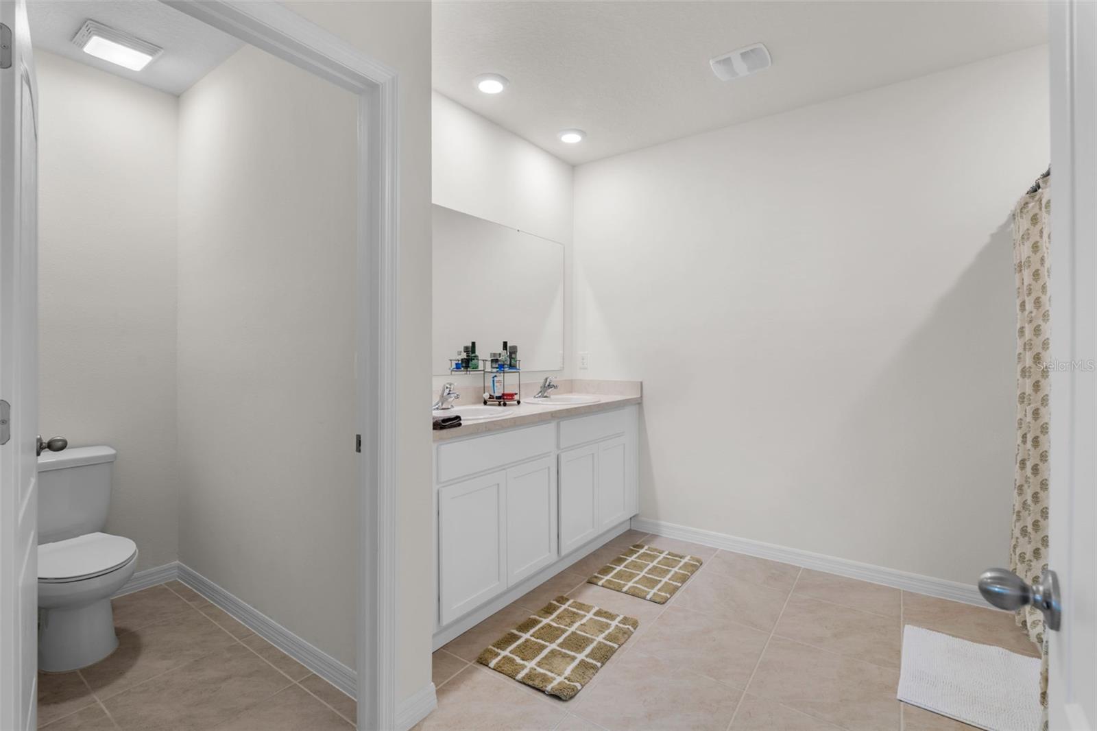 Image 21 of 30 For 328 Pelham Park Drive