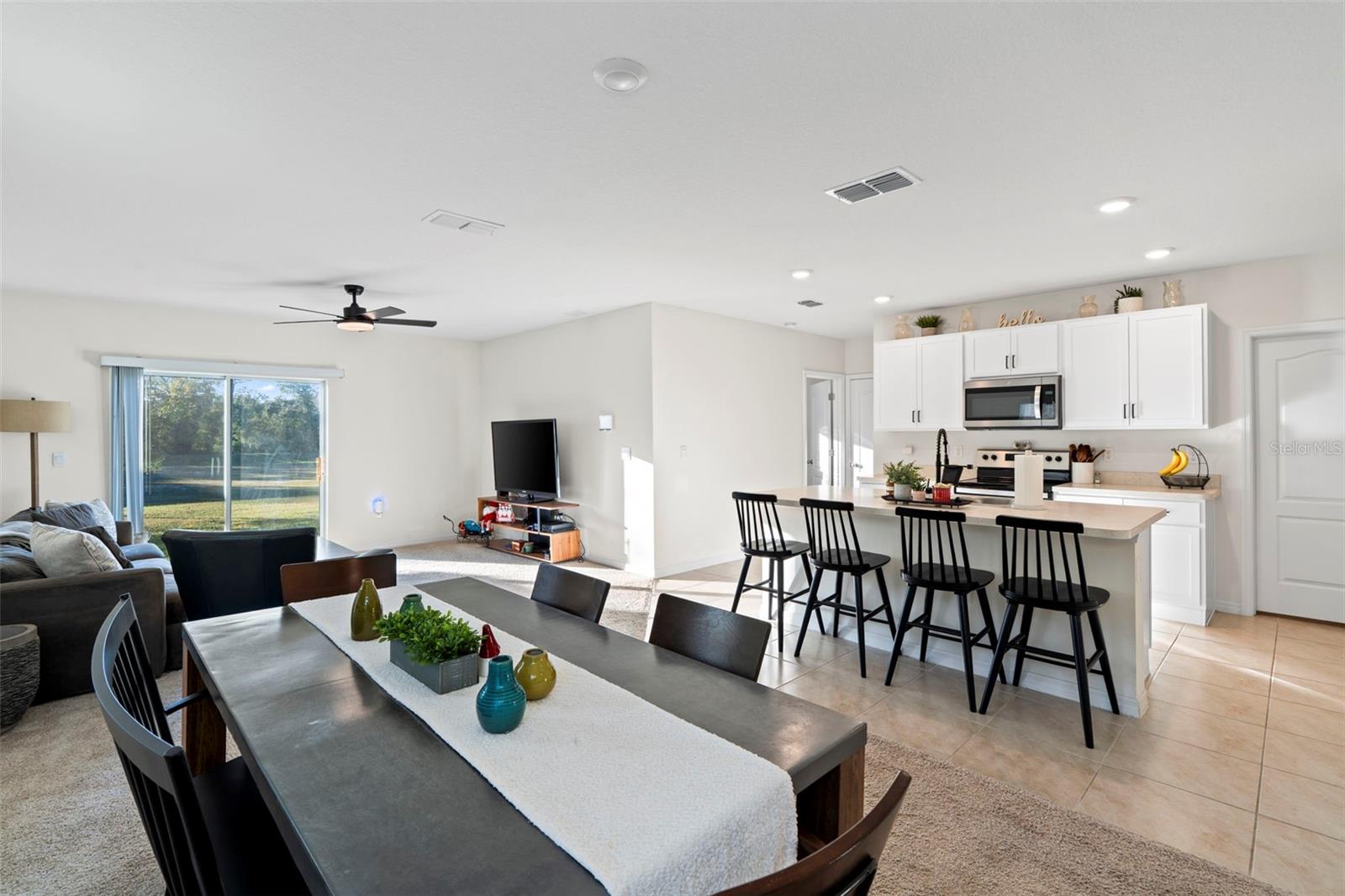 Image 8 of 30 For 328 Pelham Park Drive