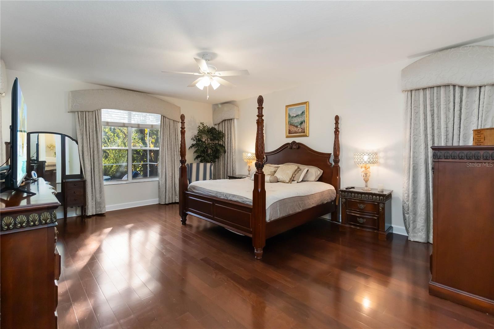 Image 13 of 43 For 9138 Shadowbrook Trail