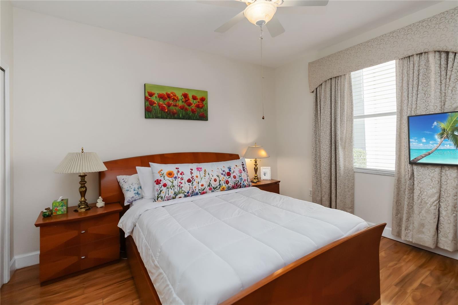 Image 20 of 43 For 9138 Shadowbrook Trail