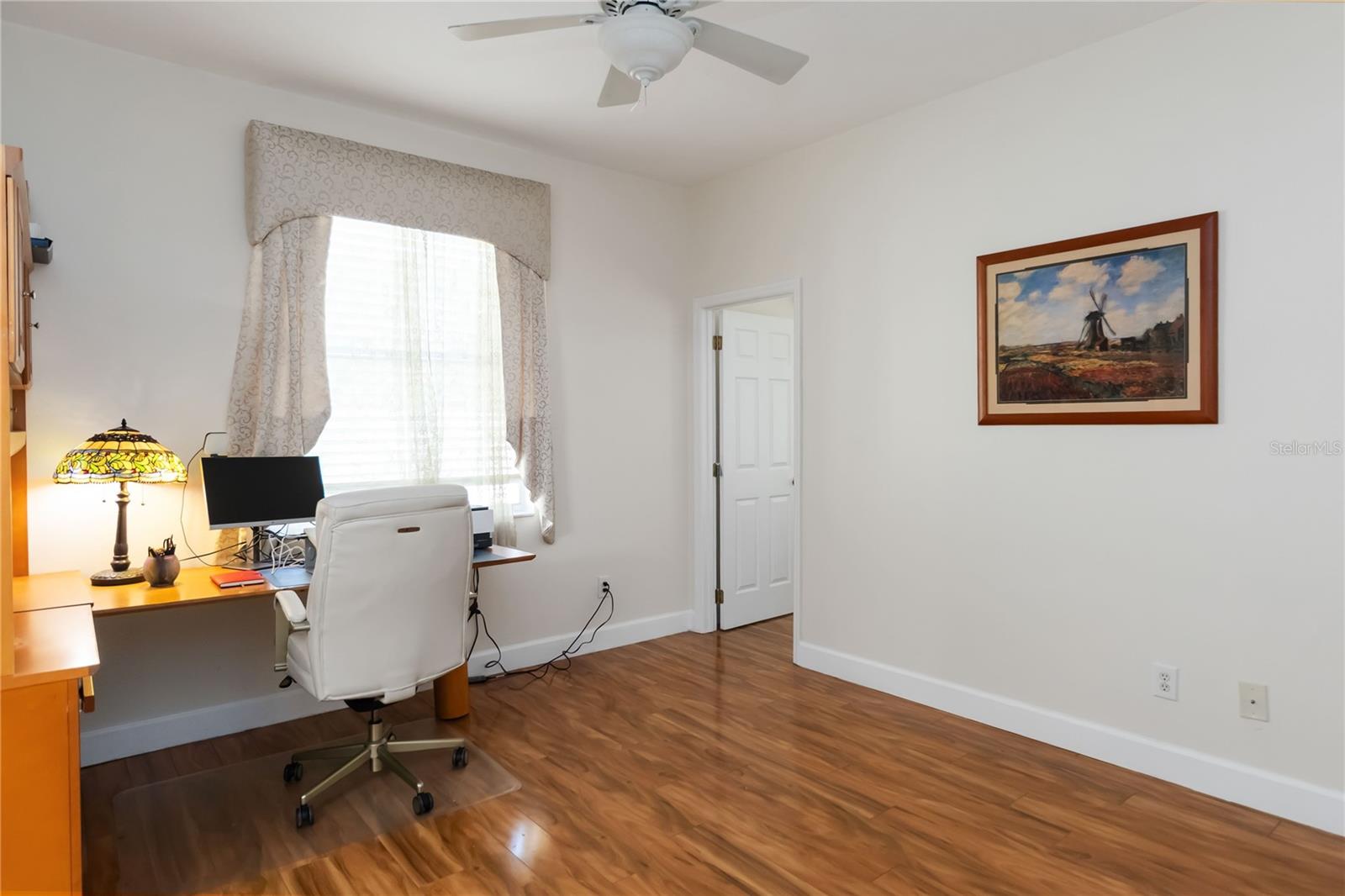 Image 23 of 43 For 9138 Shadowbrook Trail