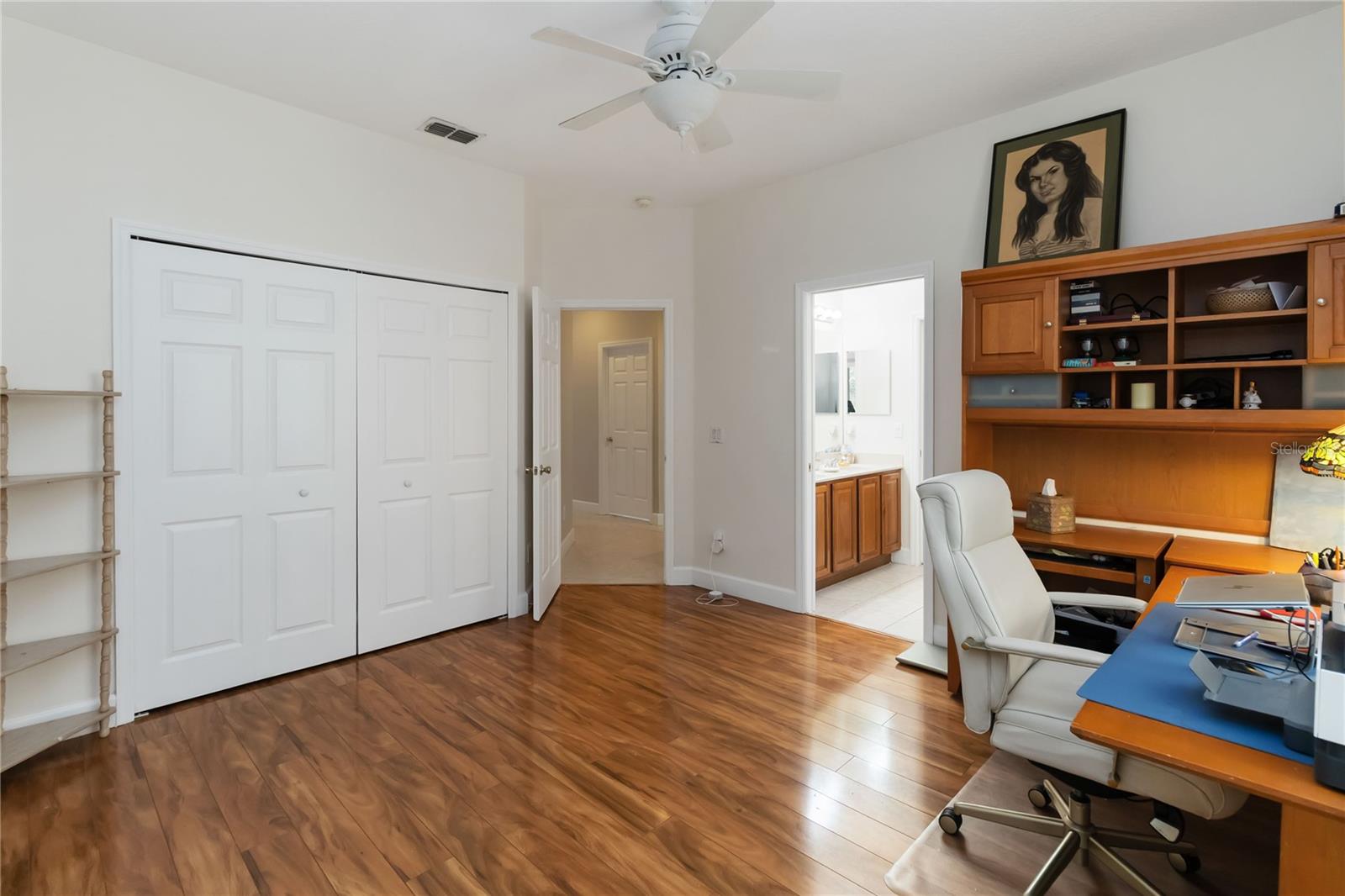 Image 24 of 43 For 9138 Shadowbrook Trail