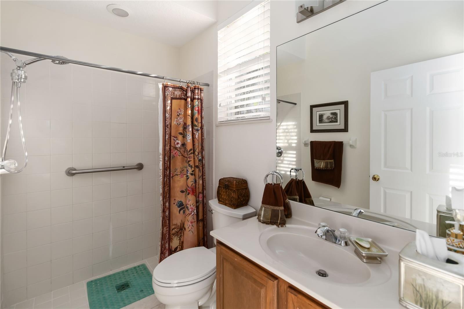 Image 26 of 43 For 9138 Shadowbrook Trail