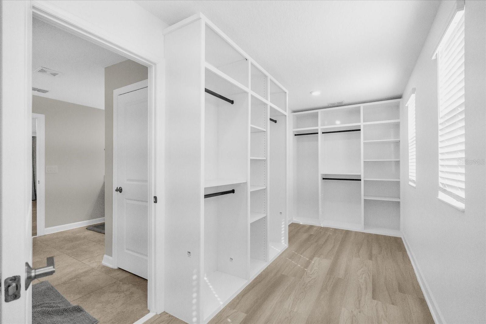 Image 10 of 29 For 18219 Oliver Twist Way