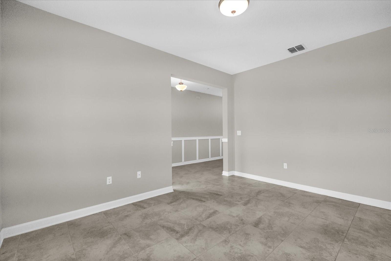 Image 19 of 29 For 18219 Oliver Twist Way