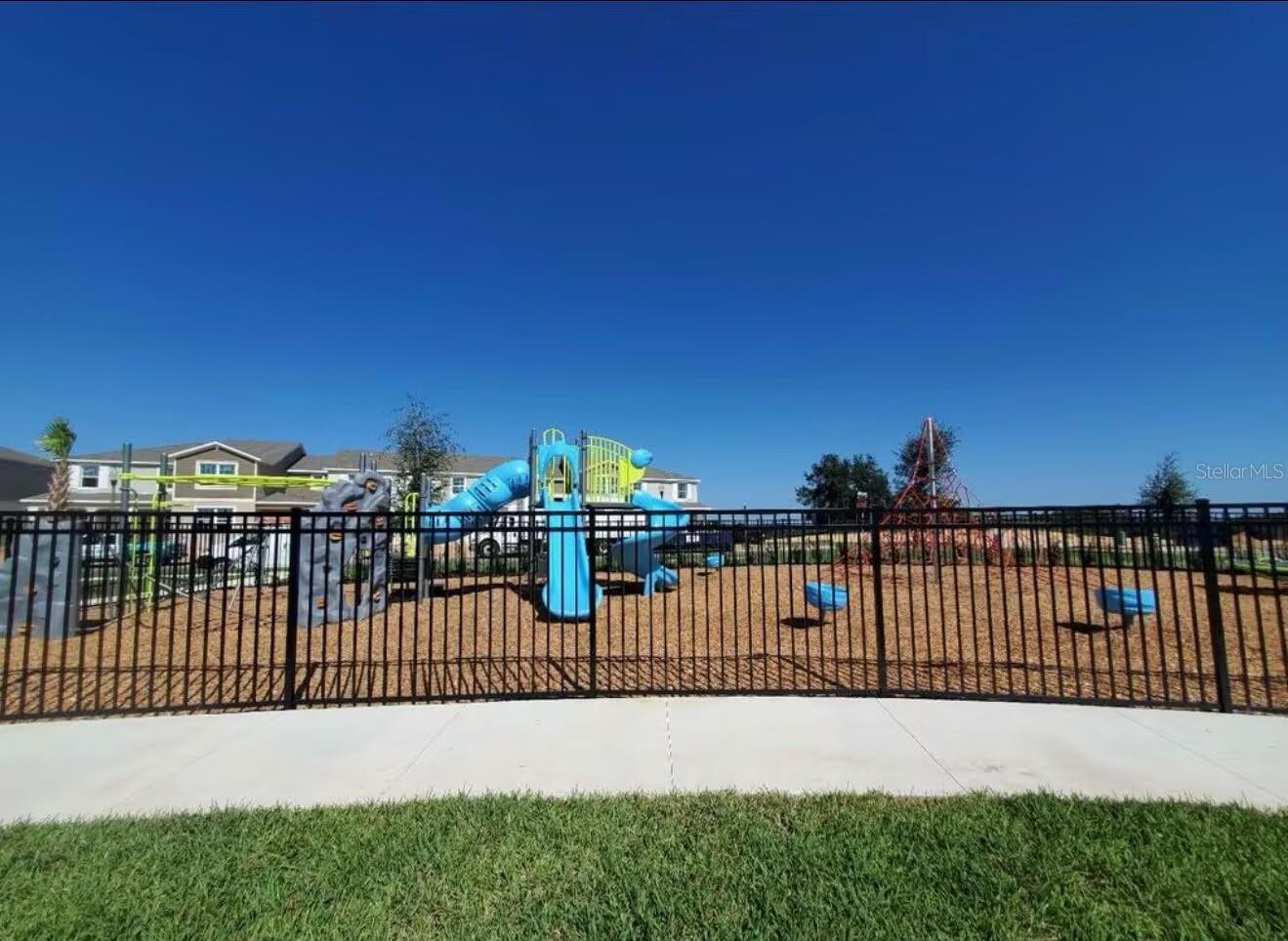 Image 27 of 29 For 18219 Oliver Twist Way