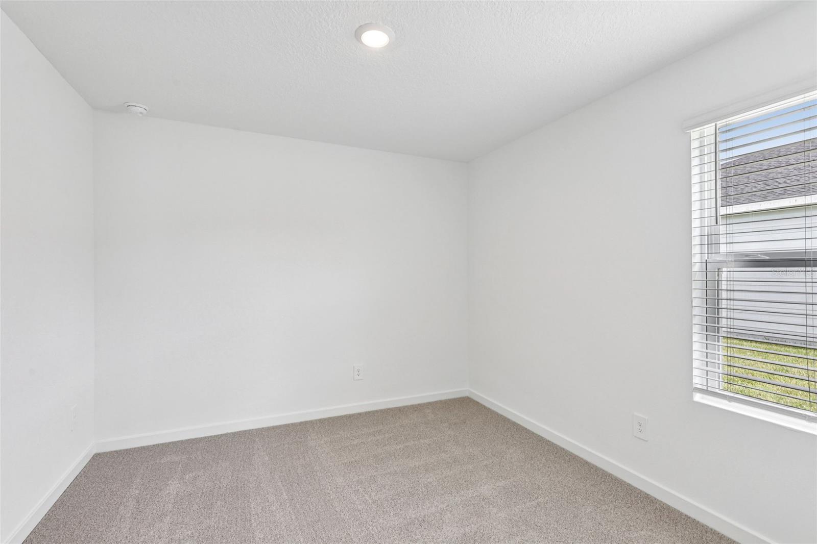 Image 19 of 31 For 14 Dilly Court