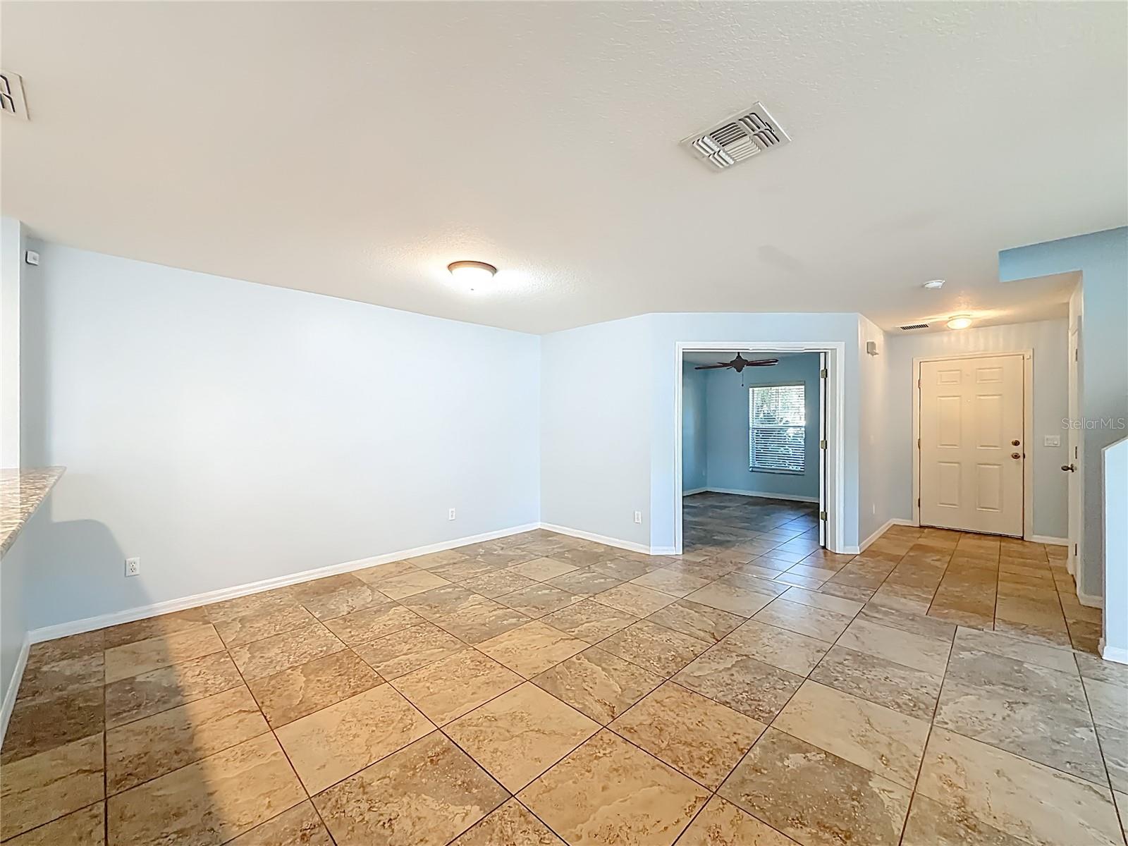 Image 12 of 58 For 1531 Par Court