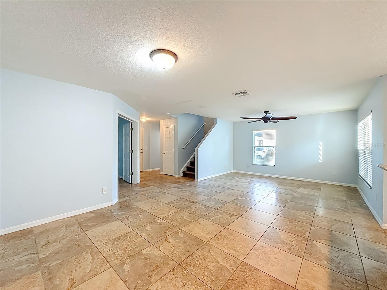 Image 13 of 58 For 1531 Par Court