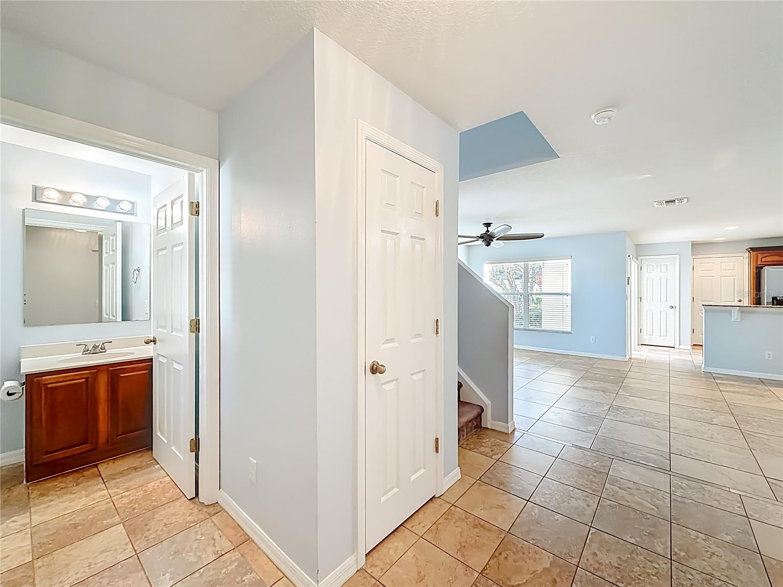 Image 23 of 58 For 1531 Par Court